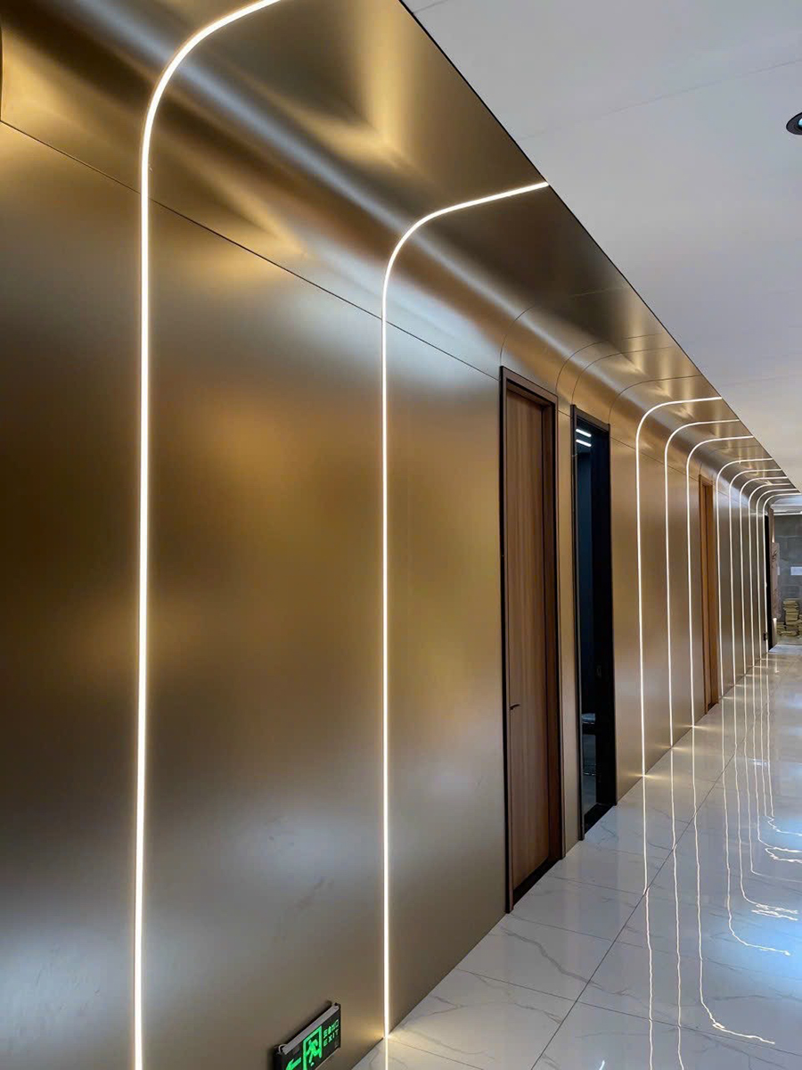 Modern Corridor